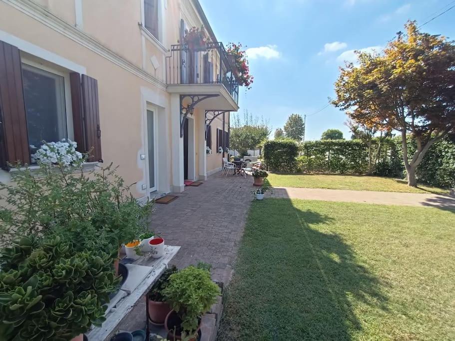 B&B We Care Appartamento Lendinara 외부 사진